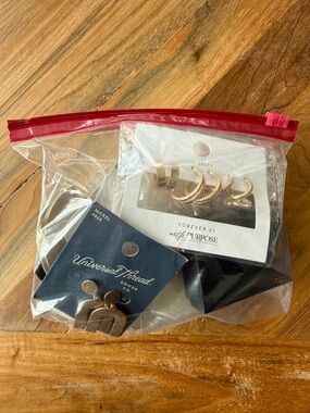 AMAZING VALUE NWT Mixed Jewelry lot - Earrings, Necklaces, Gifts